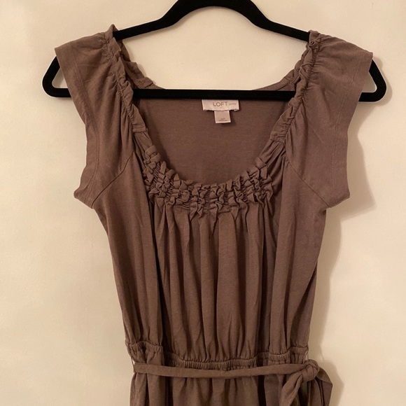 Ann Taylor LOFT Light Brown Ruched Dress - Picture 2 of 8
